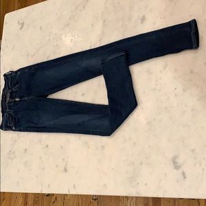 Citizens of Humanity Size 26 Skinny leg